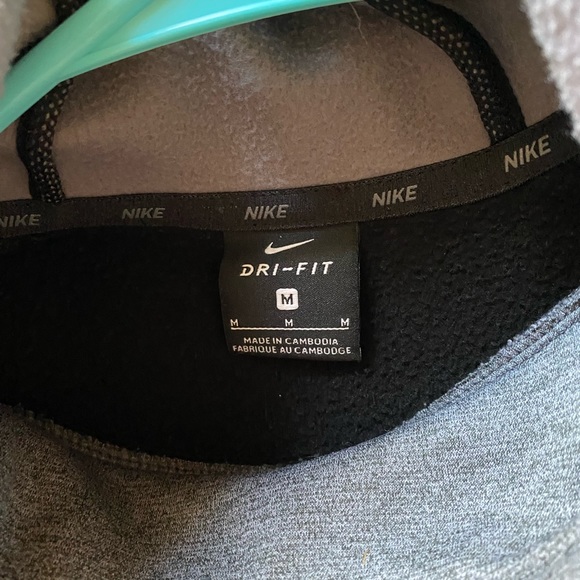 Nike Dri-Fit Hoodie - Picture 3 of 3